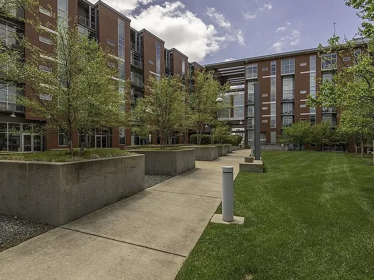 2115 Yeaman Pl #313 — Photo 23