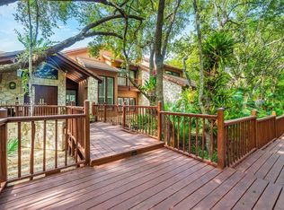8120 SW 182nd St, Palmetto Bay, FL 33157