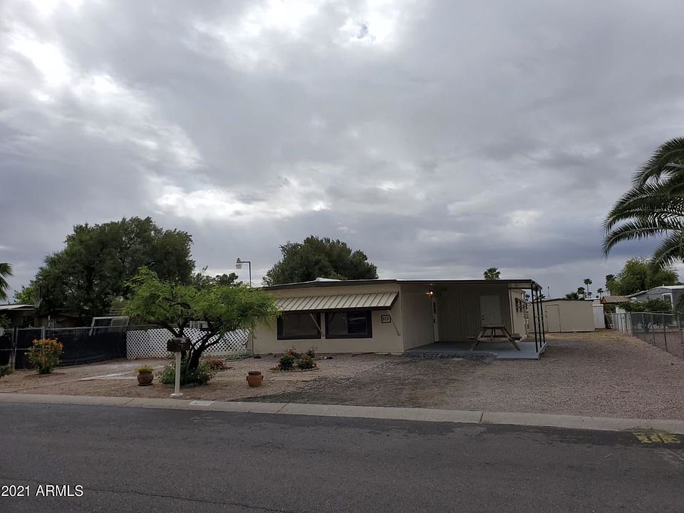 1st image of 913 S Evangeline Ave