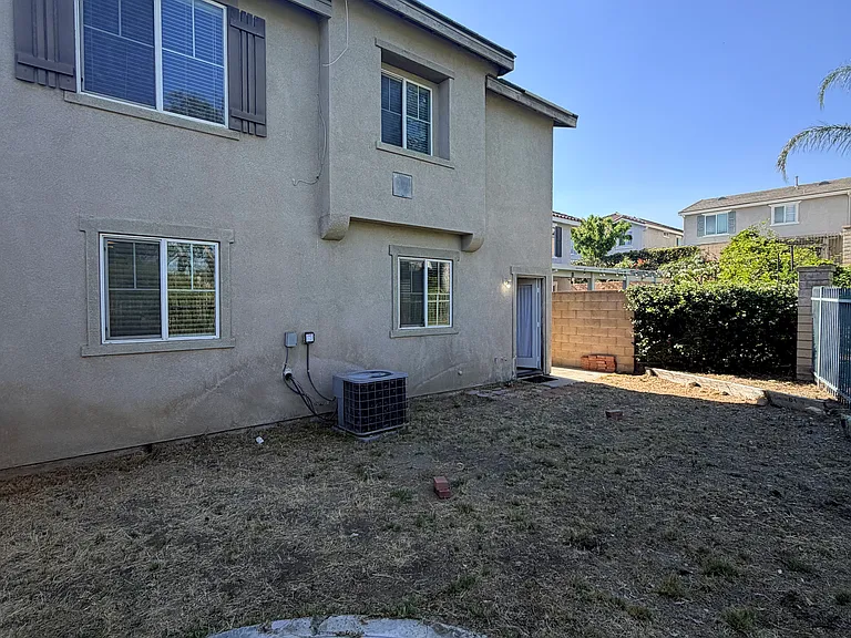 6205 Long Cove Dr — Photo 13