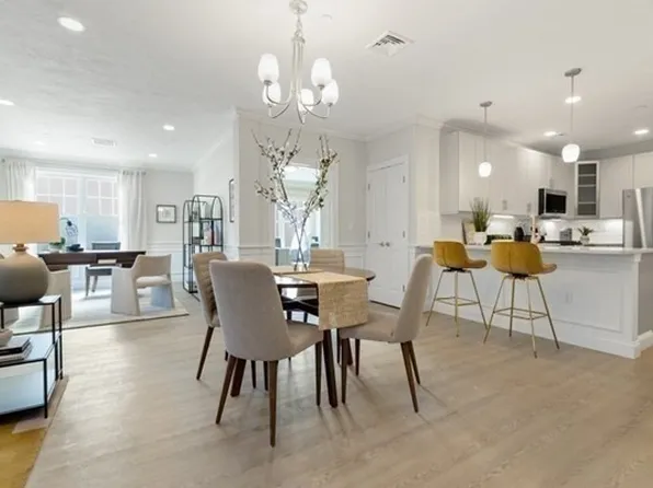 320 Middlesex Ave, Medford, MA