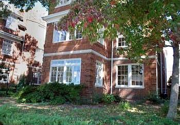 5th image of 3414 Monument Ave #U101
