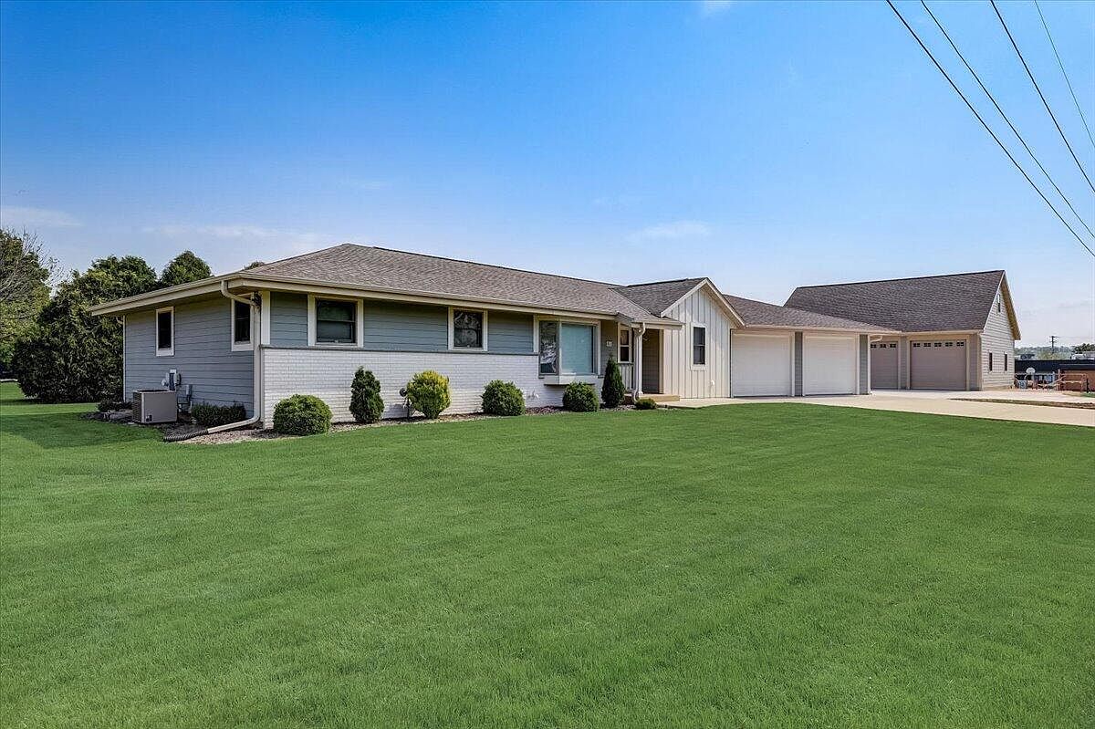 312 Milwaukee STREET, Neosho, WI 53059 Zillow