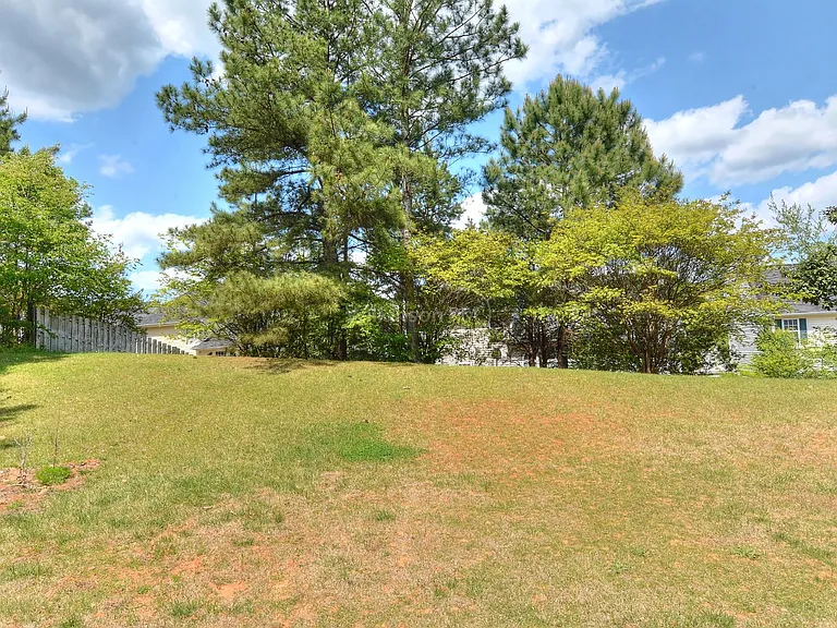 10420 Yellow Rose Ln — Photo 35