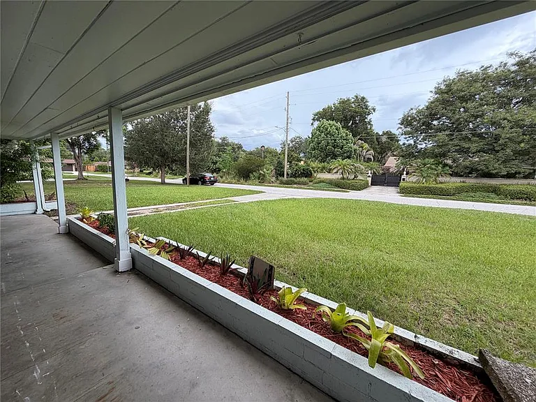 710 Winthrop Pl — Photo 29