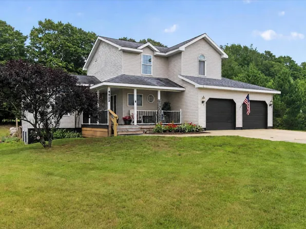4512 Traxton Dr, Hesperia, MI 49421