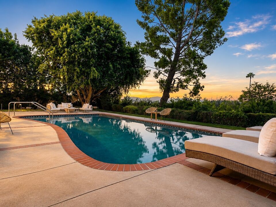 1st image of 4236 Bonavita Dr