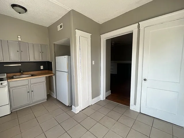 3536 Baltimore Ave #5 — Photo 2
