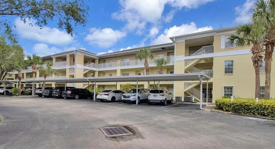 19335 Water Oak Dr #108
