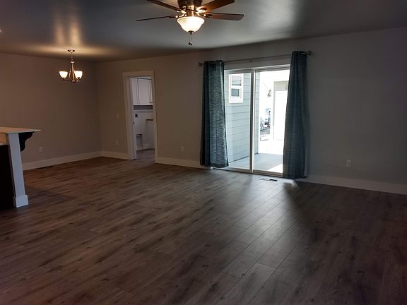 2nd image of 712 N 12th St