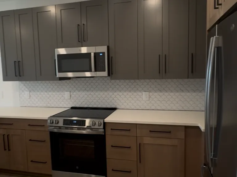 6900 Walnut Branch Ln — Photo 3