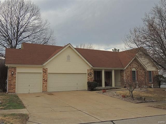 1st image of 16756 Stanford Place Dr