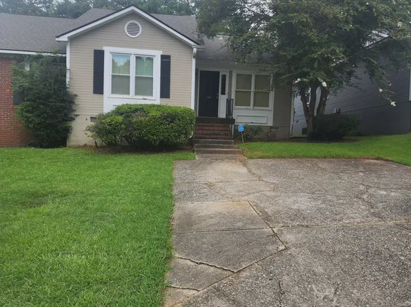 104 Wakefield Dr, Macon, GA 31210