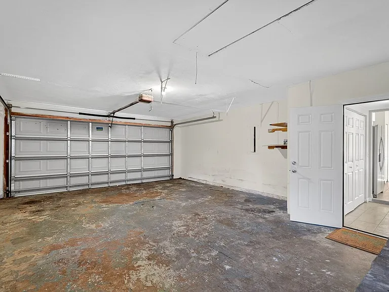 1956 Red Cedar Cir — Photo 27