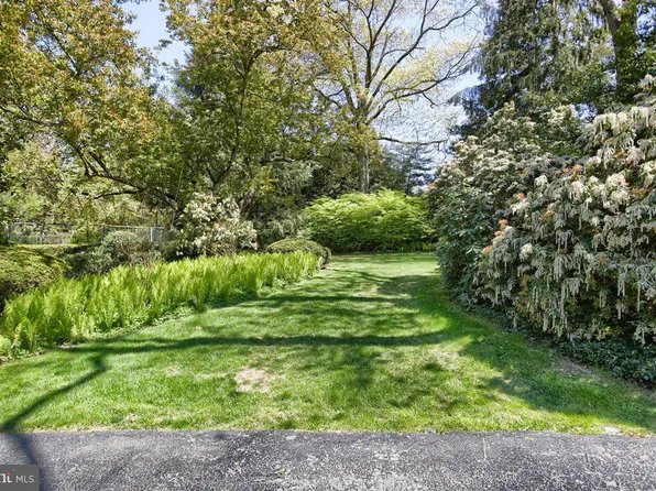 1511 Ridge Rd, Lancaster, PA 17603