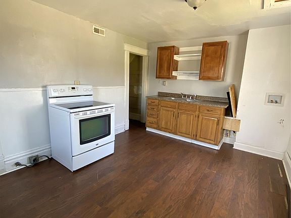 5th image of 2118 Sullivant Ave #2118
