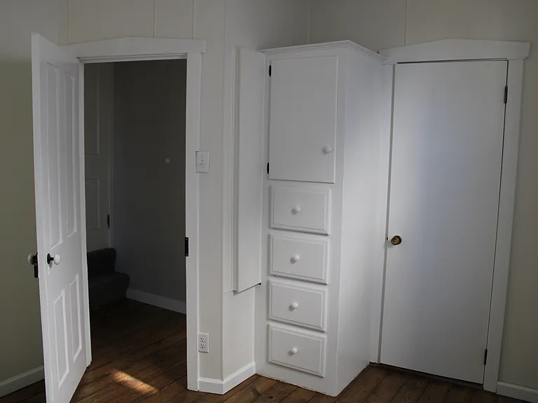 115 Spring Grove Rd — Photo 12