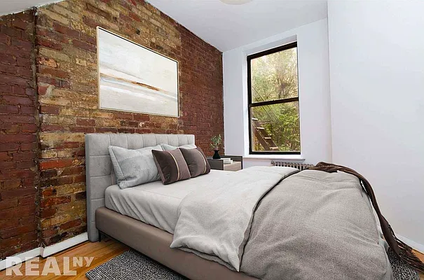 Rented by REAL New York | media 15