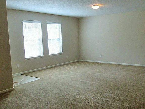 Spacious living room