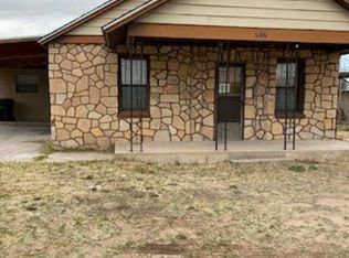 717 N 6th St, Carlsbad, NM 88220