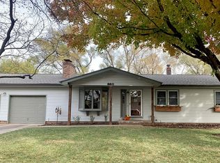 8811 N 57th St, Omaha, NE 68152