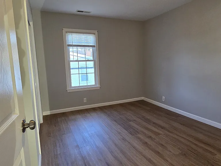 126 Tremont St #B — Photo 13