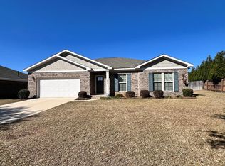 204 Maplecliff Dr, Dothan, AL 36303