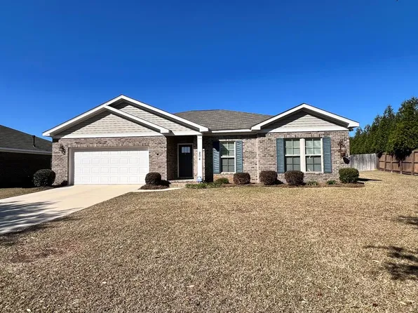 204 Maplecliff Dr, Dothan, AL 36303