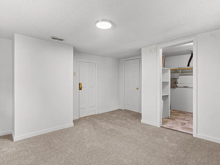 53 Harrell Dr — Photo 16