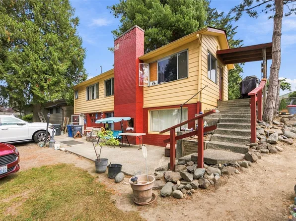 17330 32nd Avenue S, SeaTac, WA 98188