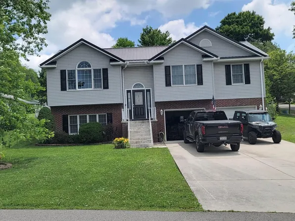 94 Tygart Dr, Philippi, WV 26416