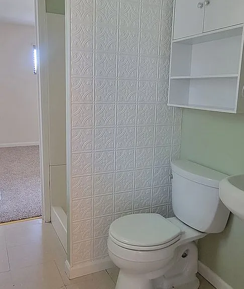 727 Clover Ave — Photo 6