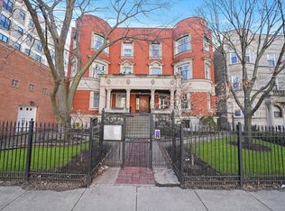 4536 N Sheridan Rd APT 201, Chicago, IL 60640