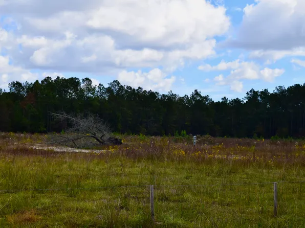 119 Old Arrowhead Trl, Huger, SC 29450