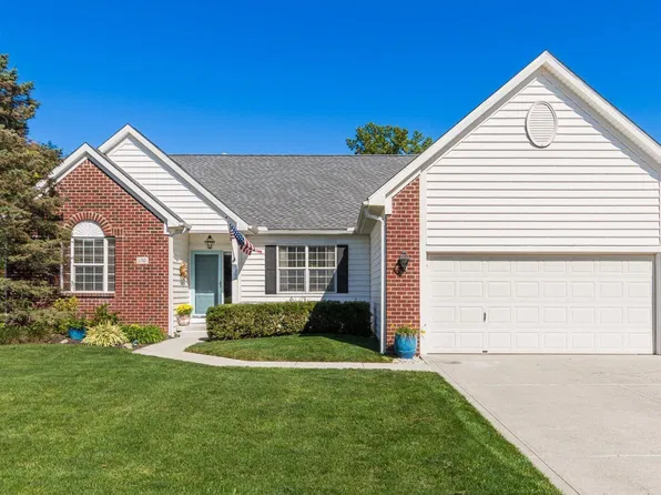 130 Trail E, Pataskala, OH 43062