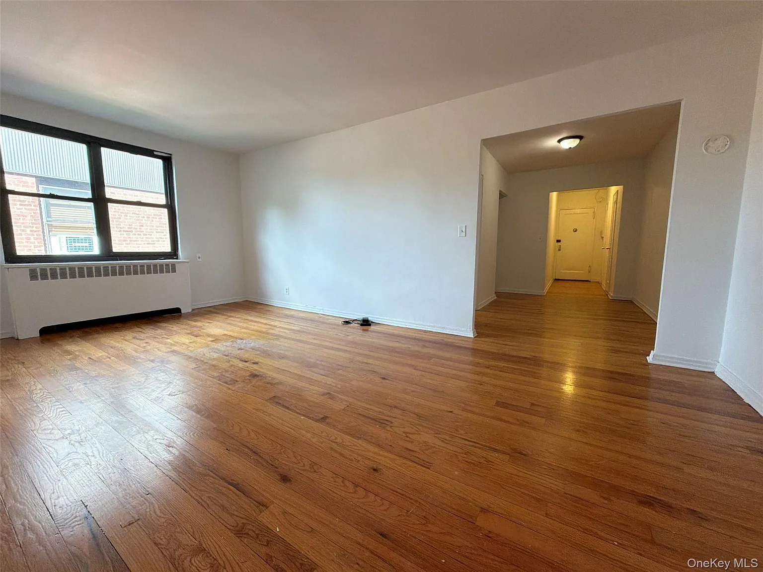 1 bed, 1.0 bath, 800 sqft, $2,266 — Photo 3