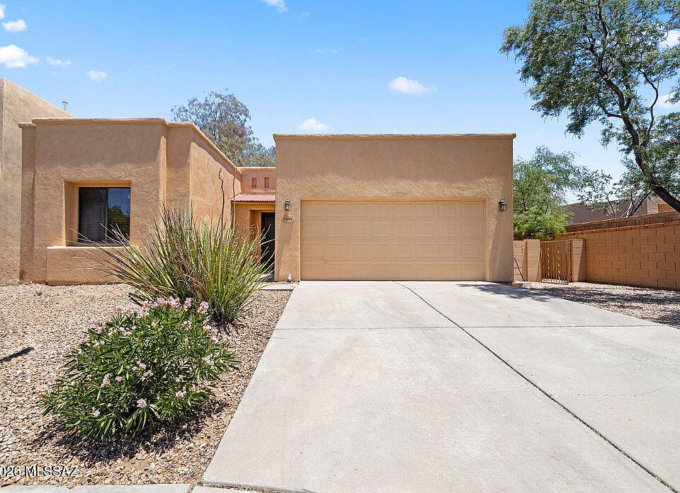 1st image of 2506 N Blue Willow Trl