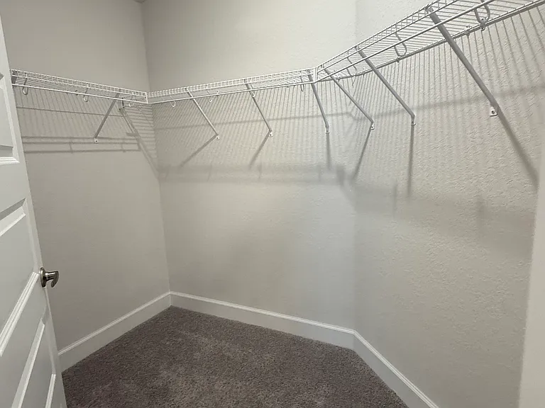 4413 SW 90th Pl — Photo 13