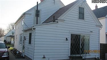 2nd image of 1036 W 17th St
