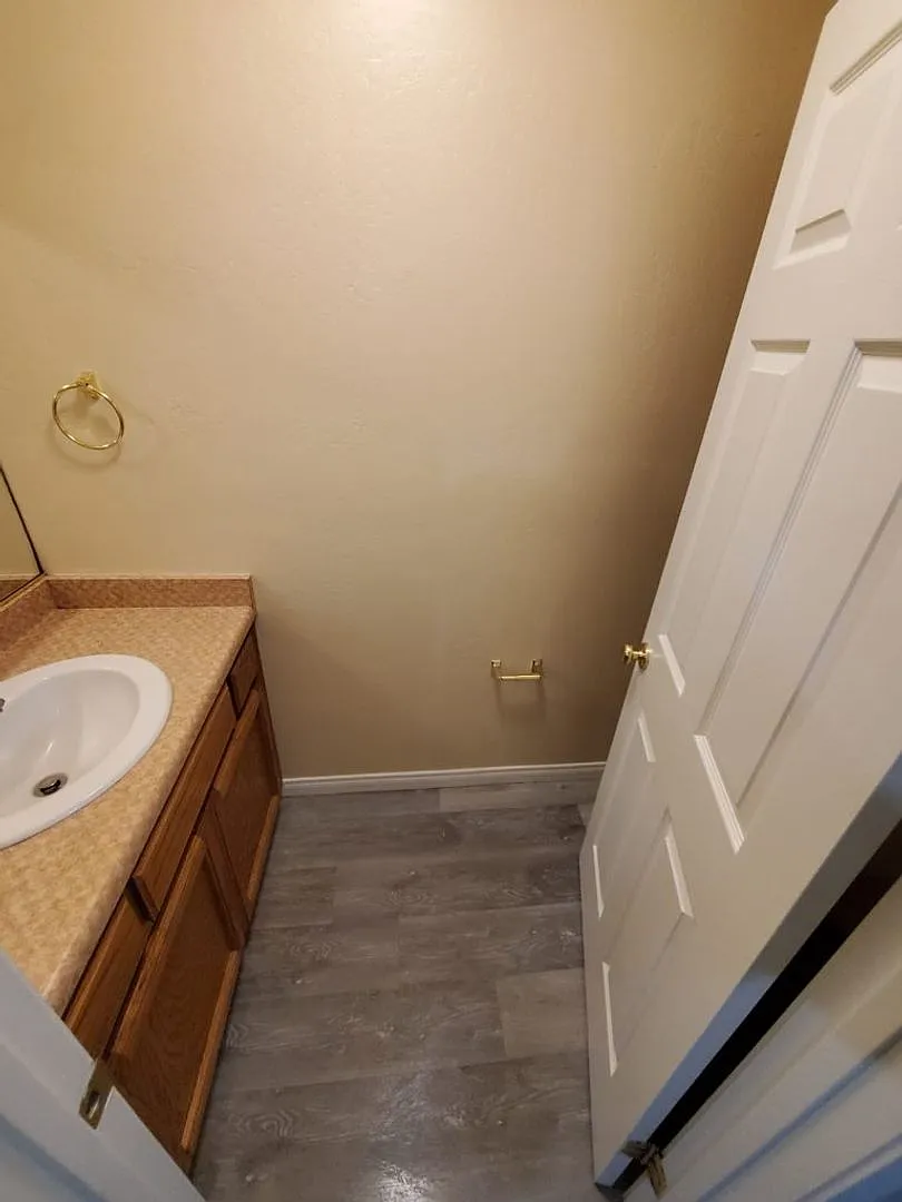 235 - 4037p-1725 Inyo St A - H -NB — Photo 4