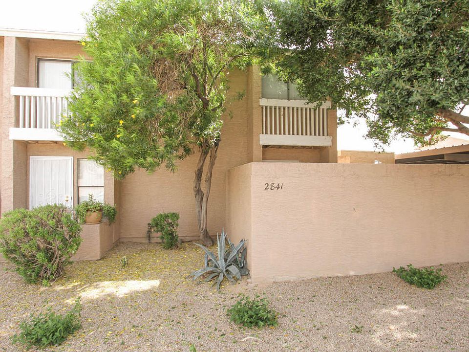 1st image of 2841 E Tracy Ln Unit 1