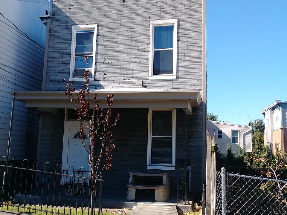 1st image of 2611 Glendora Ave