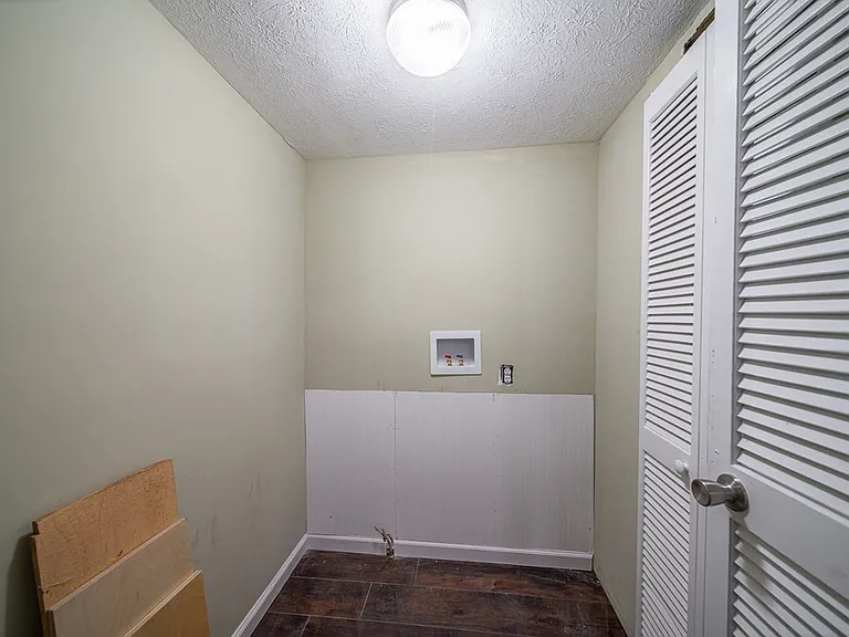 70 Shephard Dr — Photo 22