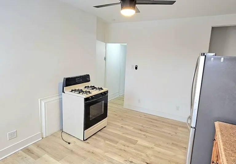 272 Butler St #1 — Photo 2