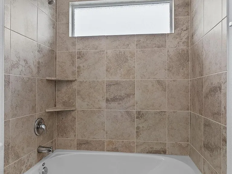 102 Coyote Mountain Cv — Photo 29