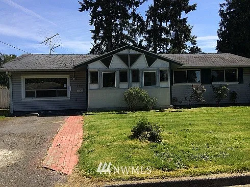 2708 S Street SE photo 1