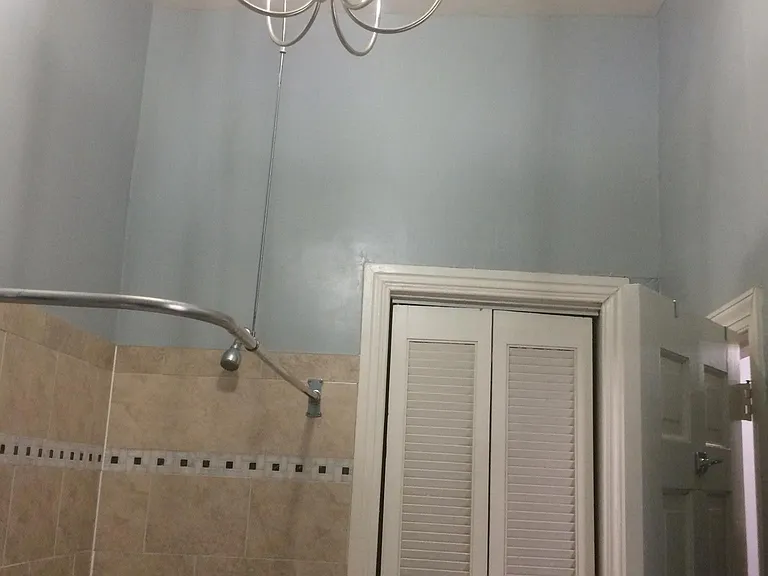 1939 Spring Garden St #1 — Photo 7