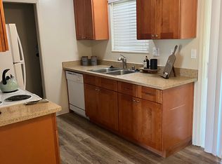 7424 Rainbow Dr APT 3, Cupertino, CA