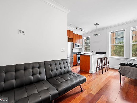 2nd image of 1121 24th St NW APT 300
