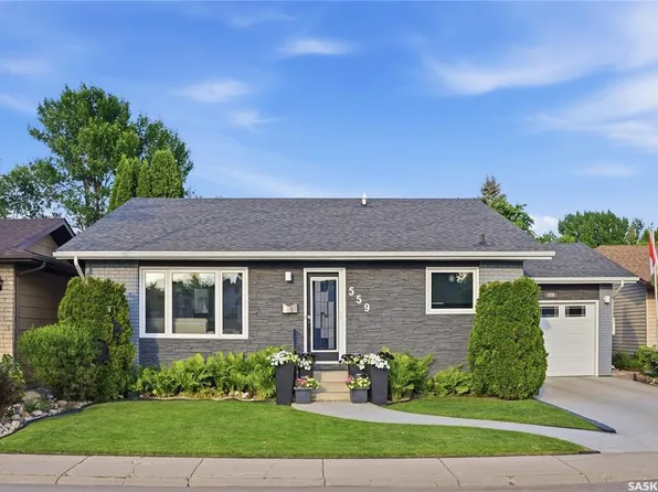 559 Delaronde ROAD, Saskatoon, SK S7J 4A7